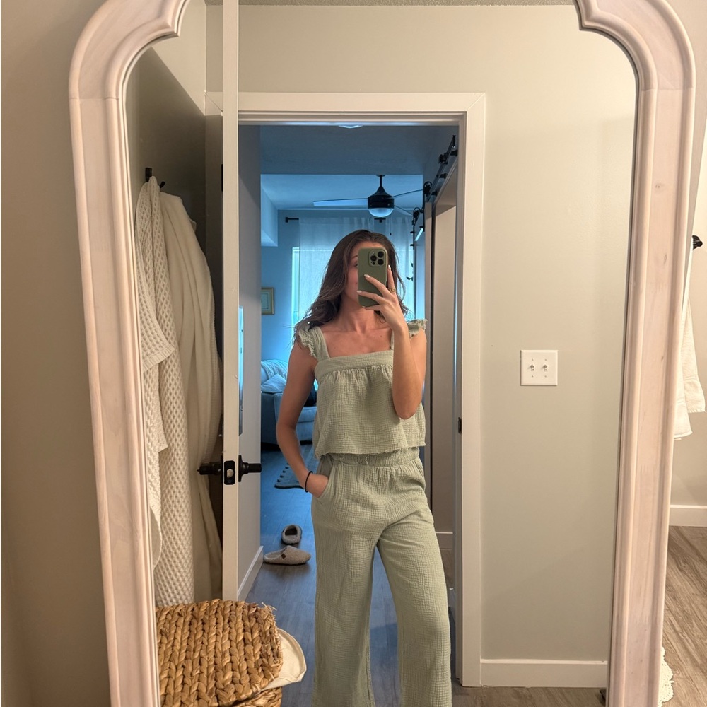Women's Green Two Piece Set